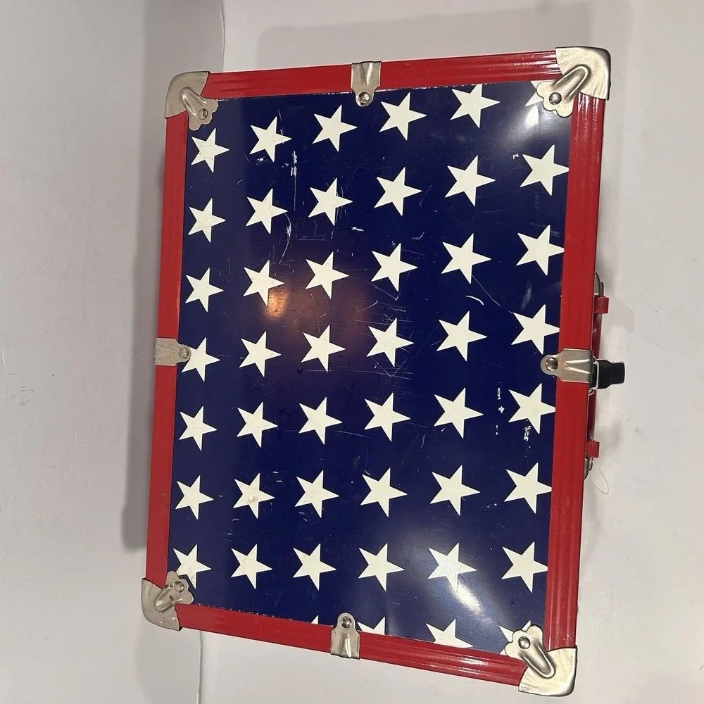 Vintage American Flag Metal Trunk Newspaper Lined Interior Patriotic Chest